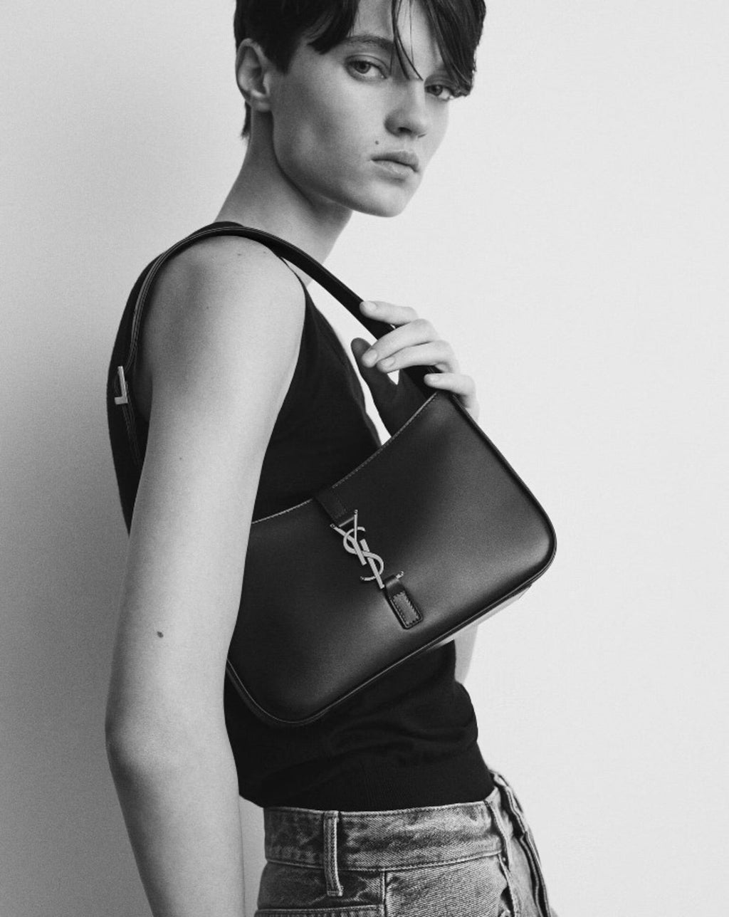 Saint Laurent Le 5 à 7 Hobo Bag